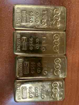 DRI seizes gold valued at Rs 6.2 crore; 4 held
