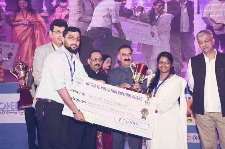 Nauni varsity’s students bag second position in state-level Hackathon