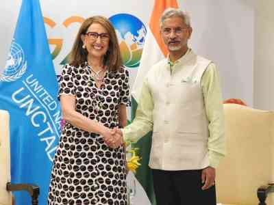 Jaishankar meets UN trade official, other dignitaries on sidelines of G20 meeting in Varanasi