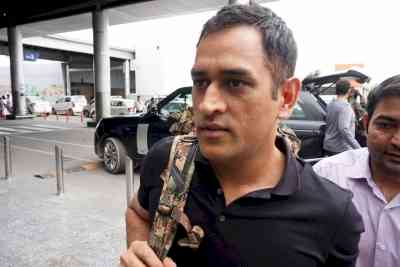 Madras HC to hear Dhoni's contempt of court case against IPS officer
