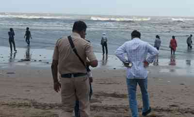 Four minor boys drown off Mumbai's Juhu, 2 bodies recovered