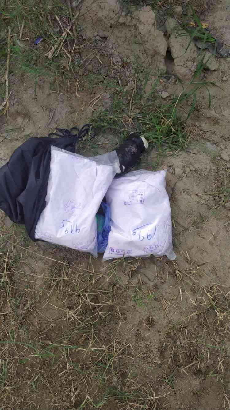2.5 Kg heroin recovered by BSF during search operation
