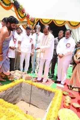 2,000-bed hospital to come up in Hyderabad, CM says efforts on to strengthen healthcare