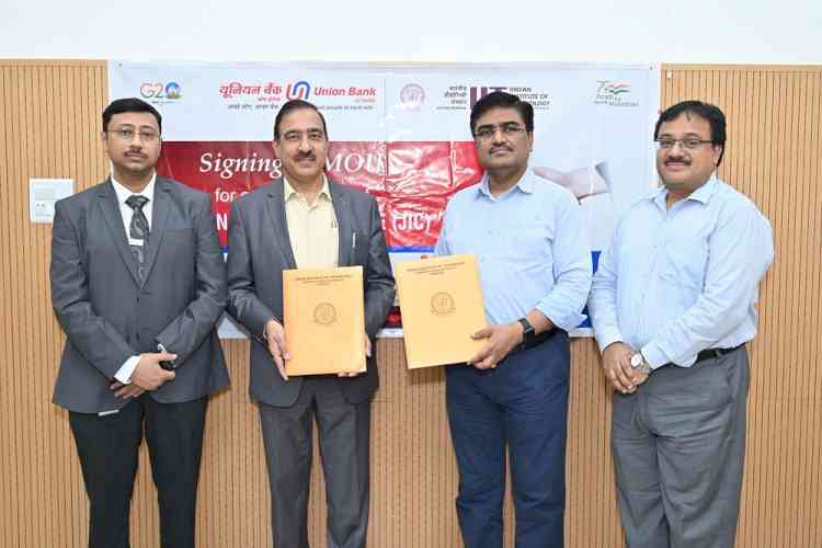 Union Bank of India signs an MoU with IIT (BHU) Varanasi for setting up a Joint Incubation Centre