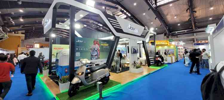 Wardwizard displays its entire range of electric two and three wheelers at 4th edition of Green Vehicle Expo in Bengaluru
