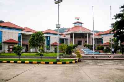 Manipur HC asks state govt to provide limited internet services in some selected places