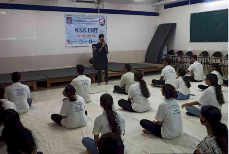 The N.S.S. unit of K.P.B. Hinduja College of Commerce organises Yog Sangam in association with Isha Foundation  