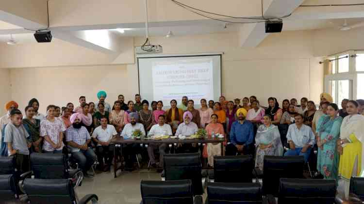 Administration holds workshop for self-help groups to ensure better marketing of products