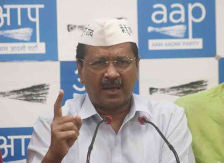 Kejriwal attacks UP govt over power cuts