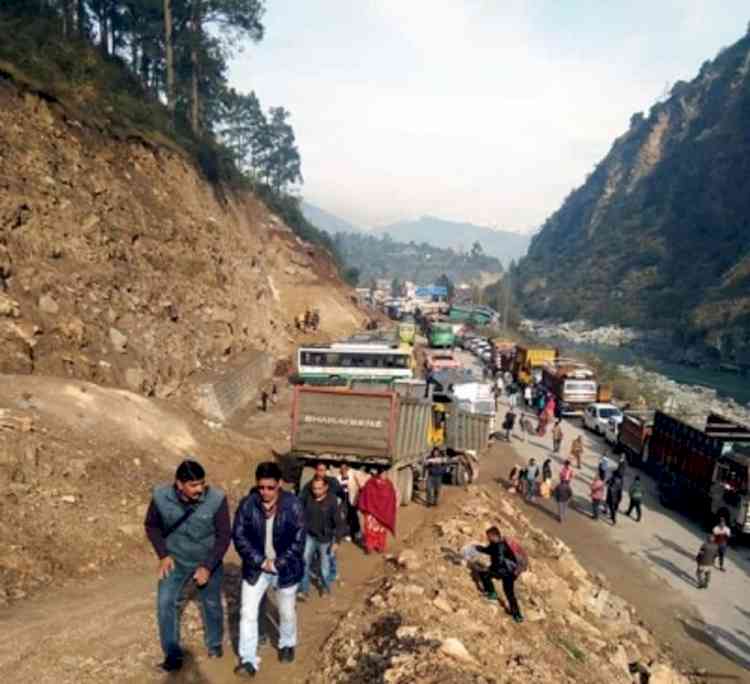Chandigarh-Manali highway reopens after 20 hours