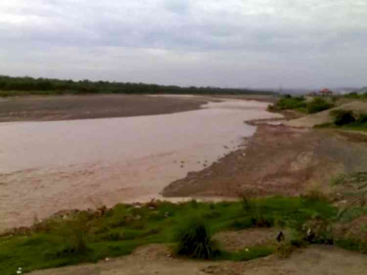 Haryana CM announces reward for 15 villagers for saving woman from swollen rivulet