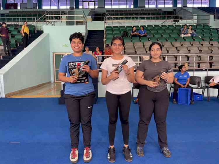Himanshu, Sift and Esha register wins in shooting trials