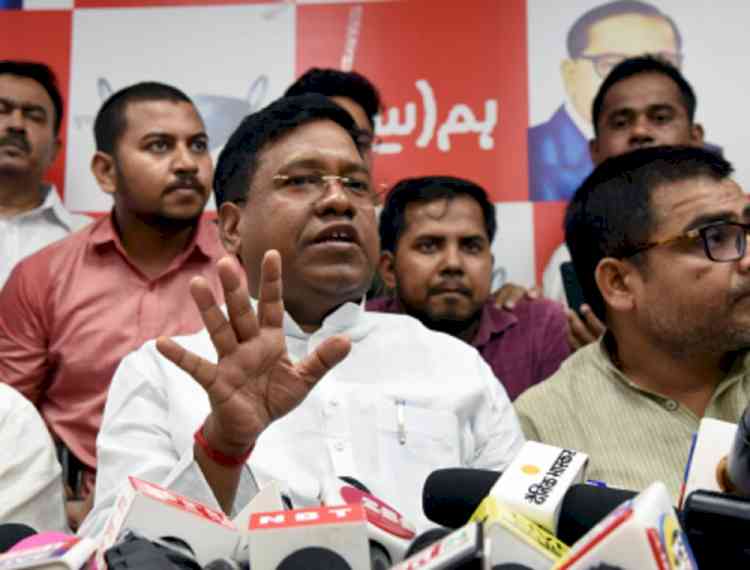 Nitish Kumar surrounded by wrong people: HAM President