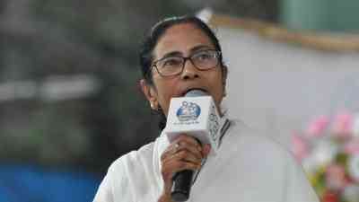 BSF should work impartially as Modi-regime might end tomorrow: Mamata Banerjee