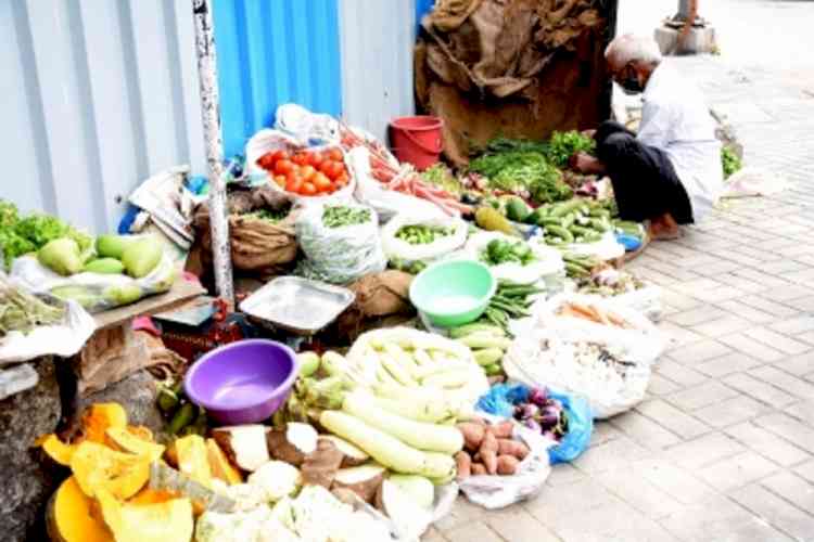 Price hikes and affordability woes: Tomatoes and pulses pinch shopkeepers, consumers