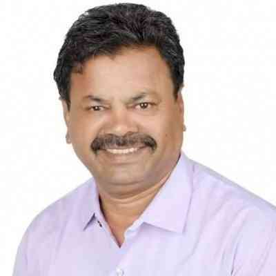 Karnataka BJP infighting: State chief should have quit after defeat, says senior leader Renukacharya