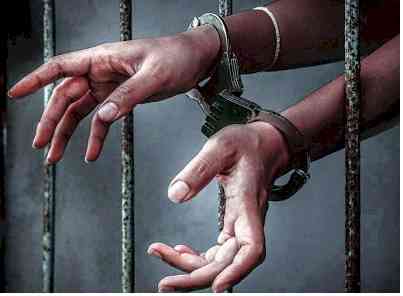 Debt-ridden couple arrested in B'luru for burglary