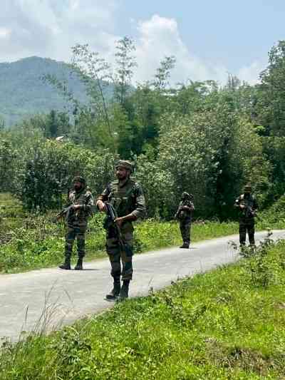 Militants kill 3 village defence force volunteers in Manipur