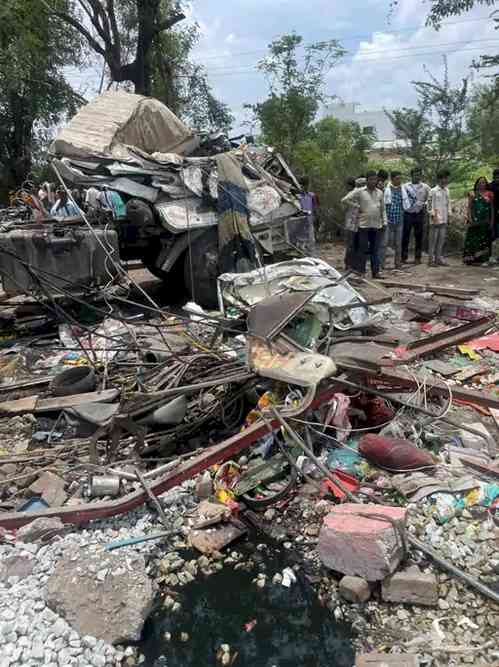 12 killed as truck rams 2 vehicles, crashes into dhaba in Maharashtra's Dhule