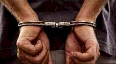 Delhi Police SI, head constable arrested for bribery: CBI