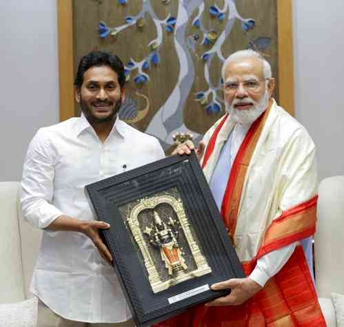 Andhra Pradesh CM meets PM Modi, seeks funds