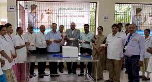 Indian Immunologicals administers 1 Lac free dosages of Anti-rabies vaccine on World Zoonosis Day 2023