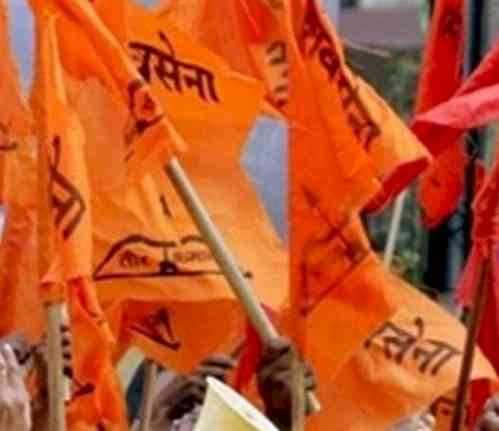 Ruling Shiv Sena MLAs seek extra time to reply to disqualification notices