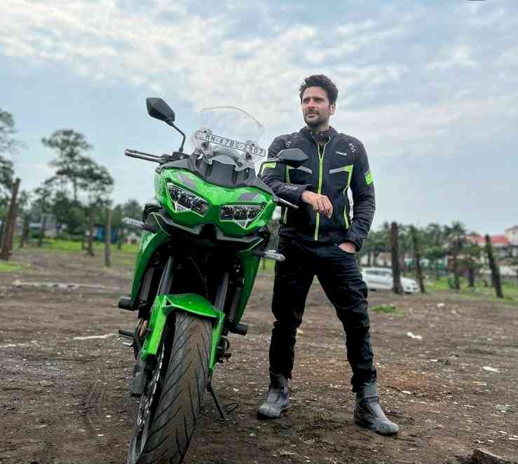 Karan Suchak from Star Bharat show ‘Na Umra Ki Seema Ho’ shares his love for bike rides and new destinations on his Wishlist with his fans