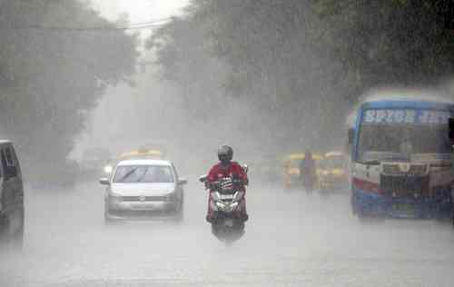 Heavy rain lashes parts of Tamil Nadu