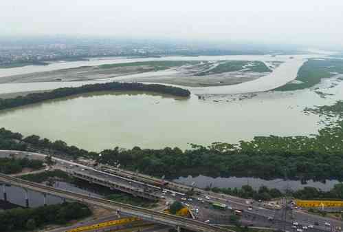 Yamuna river water level recedes, reaches 206.87 meters