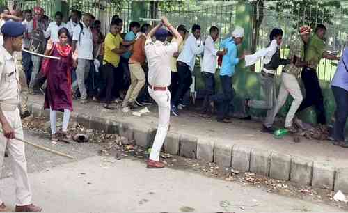 3 teachers suspended for participating in Patna protest march