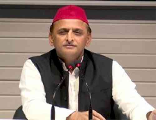 Akhilesh slams Assam CM for his statement on 'Miyan'