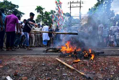 Bengal panchayat poll violence: 2 more deaths reported on Sunday