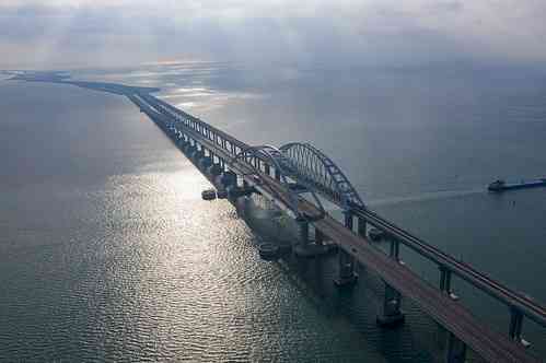 2 dead, 1 injured in emergency incident on Crimea bridge
