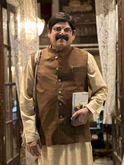Pankaj Dheer to be seen in a double role in Star Bharat's show 'Ajooni'!