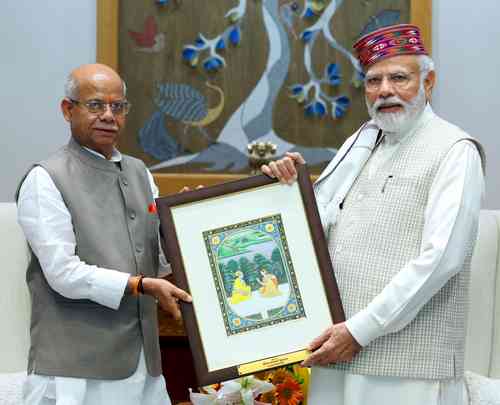 Himachal Guv meets PM Modi, apprises PM about losses incurred due to rains