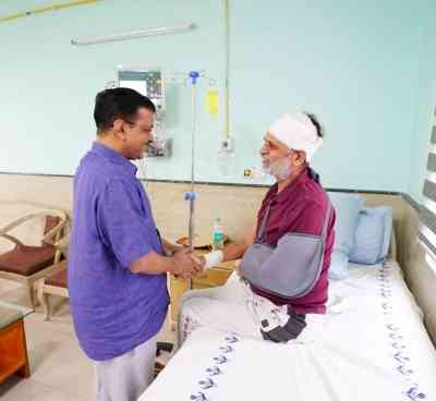 Satyendar Jain undergoes lower spine surgery at Apollo Hospital