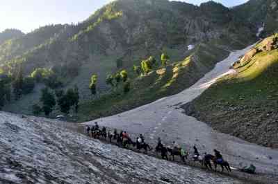 Over 10,000 perform Amaranth Yatra on 22nd day