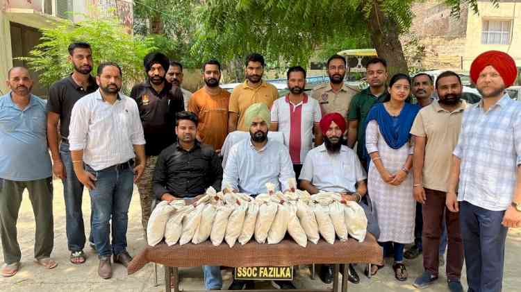 Punjab police recover 20kg heroin from Fazilka; Two held