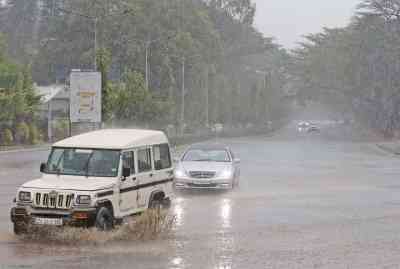 Heavy rains lash K’taka, Siddaramaiah seeks ground report from the Chief Secy