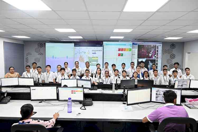 YUG program: Science and technology catch the eyes of students as they visit bio-gas plant, ICCC and planetarium 