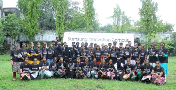 First Batch of Students of ‘Samsung Innovation Campus’ in Karimnagar, Telangana Graduate with Certificates in Coding & Programming