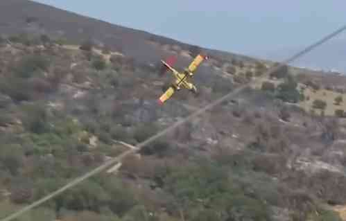 2 dead as firefighting plane crashes in Greece