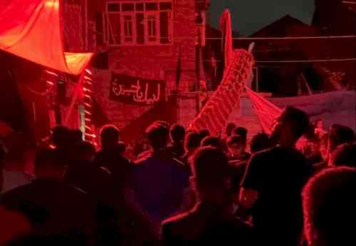 Muharram procession allowed in Srinagar after 3 decades