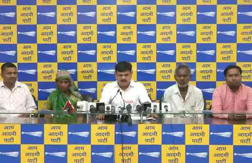 Modi govt driving poor out of Delhi by rigging flat allotment scheme, says AAP