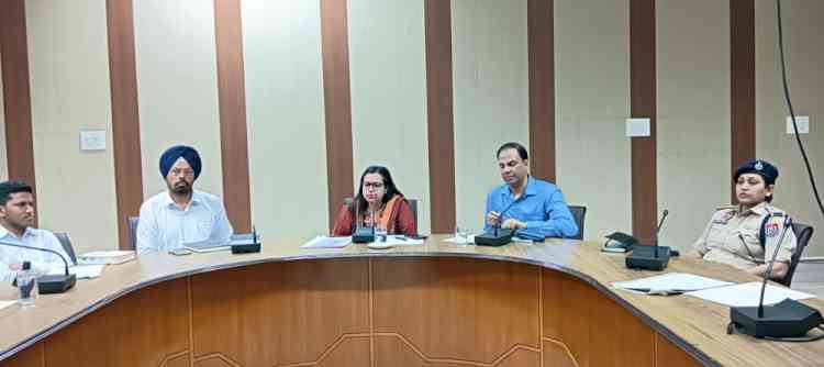 DC reviews arrangements for Independence Day function 