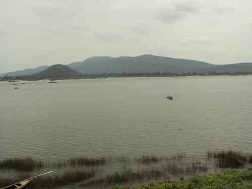 Godavari level continues to rise at Bhadrachalam