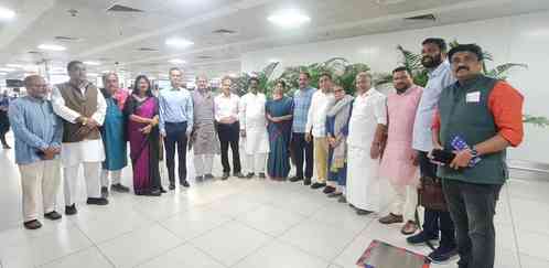 INDIA bloc MPs reach Manipur to assess ground situation