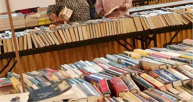 Load The Box Book Fair by 'Kitab Lovers' at Lajpat Rai Bhawan from Aug 5