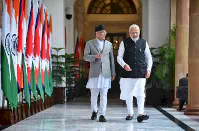 Prime minister dials up Prachanda, discusses bilateral cooperation